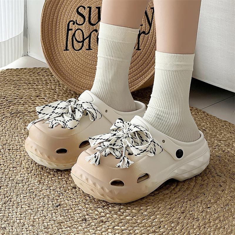

Summer women s comfortable hole shoes soft-soled youth slippers home deodorant and non-slip dual-purpose sandals women 35-36 бежевий