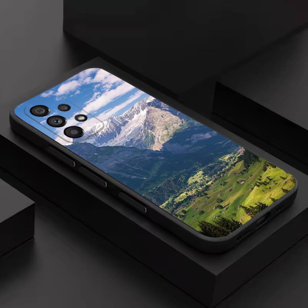 Natural Mountains Scenery For Samsung S 26,25,24,23,22,30,21,10,9,Ultra,Plus,Lite,FE,4,5G Black Soft Case Phone Case