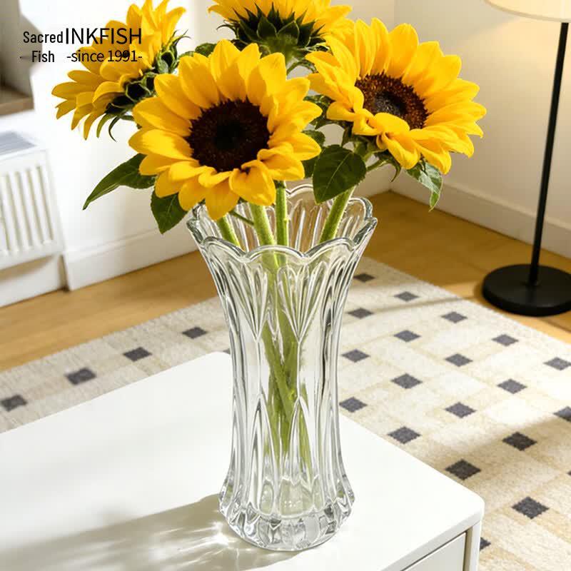 Elegant Glass Flower Vase