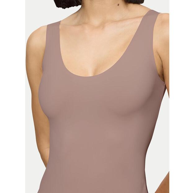 Корректирующее белье верх Triumph Make-Up Illusion