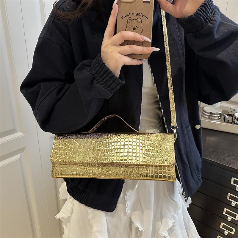 Summer new personalized commuting texture handbag temperament niche design shoulder underarm messenger bag