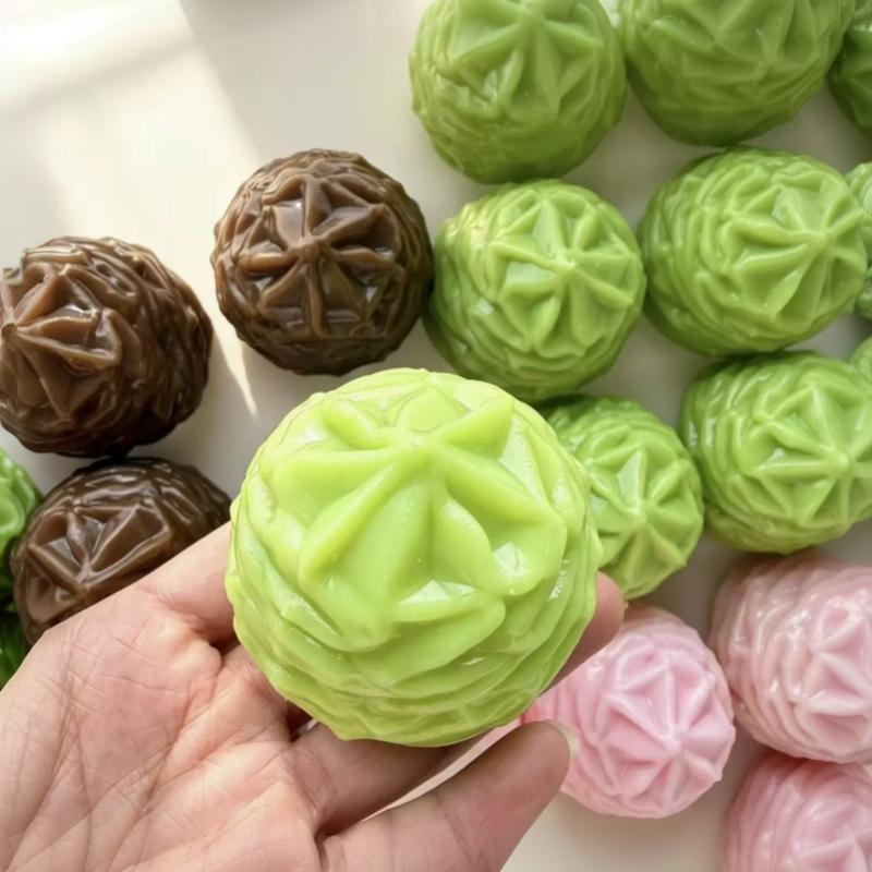1Pcs Moldable Non-Bounce Squeeze Ball Soft Whipping Cream Stress Ball Toy Asmr Sensory Anti Stress Fidget Toys For Adults