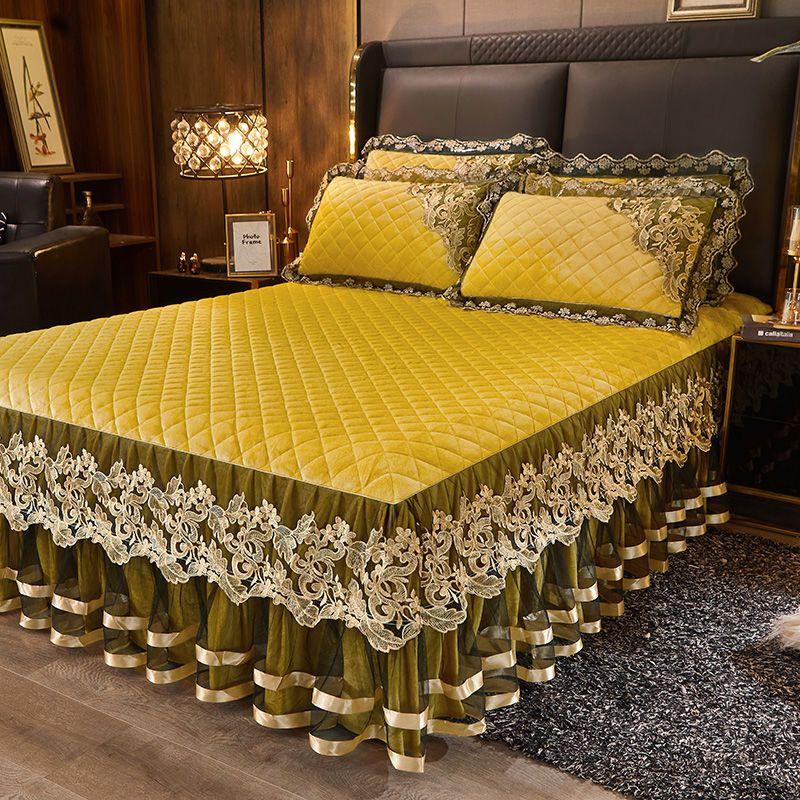 3PCS European Crystal Velvet Bed Skirt Winter Lace Velvet Bed Cover Warm Non-slip Thickened Fleece Bedding Three-piece Set