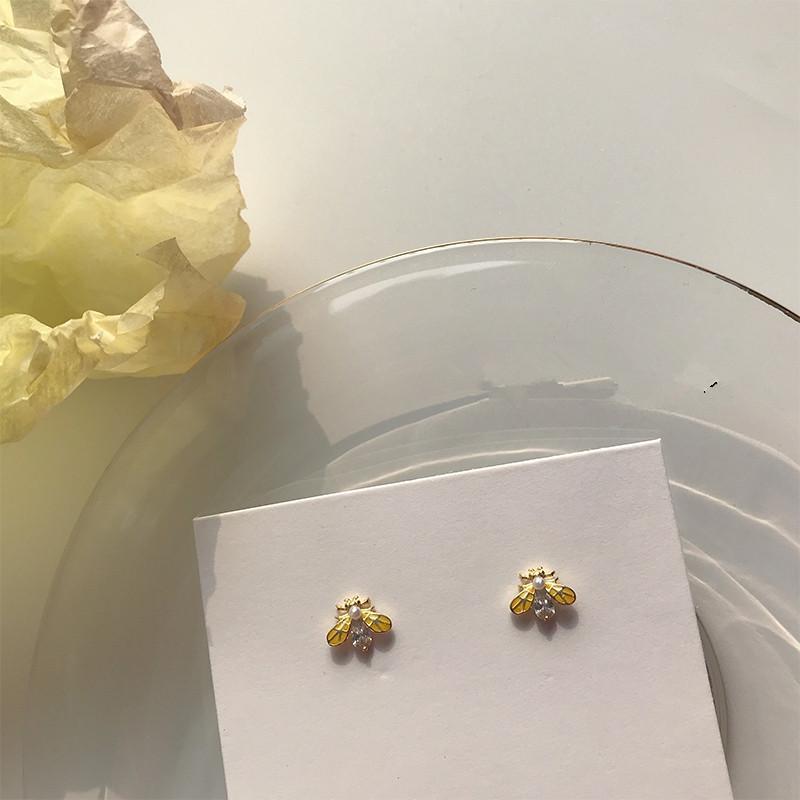 Beixi Silver S925 Little Bee Stud Earrings - Retro Luxury Fashion Jewelry