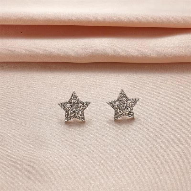 Neue Sternanhänger Hängende Ohrringe Hiphop Persönlichkeit Damen Ohrhänger für Mädchen koreanische Ohrringe Ohrstecker Dame