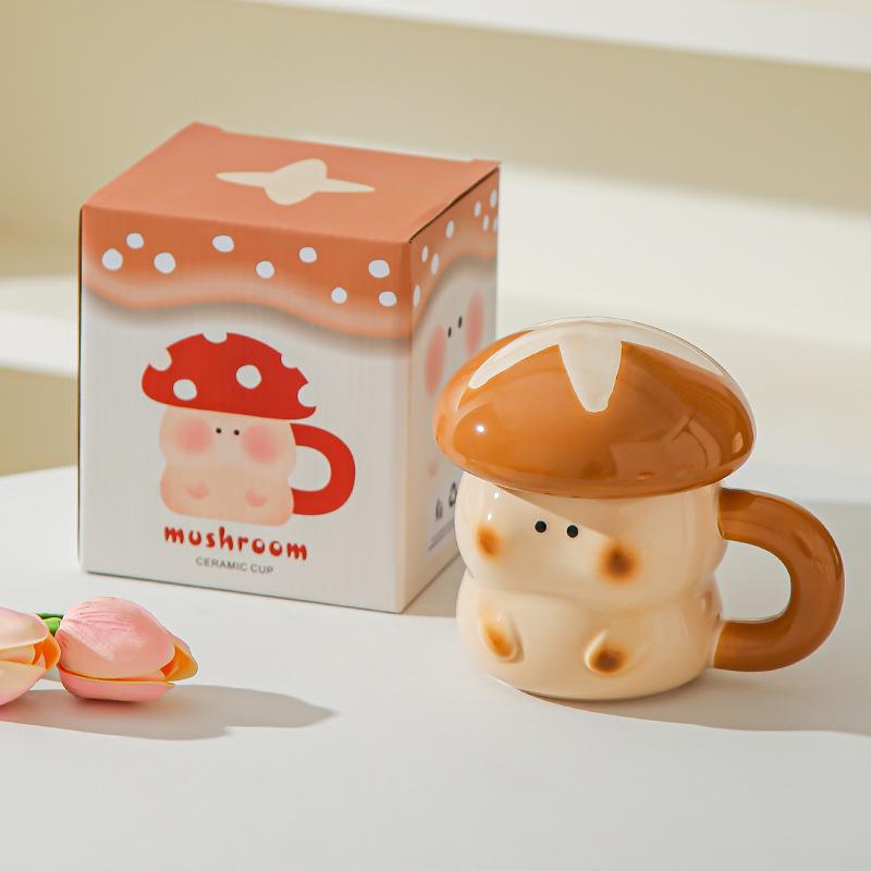 

Girl s heart cartoon cute mushroom ceramic cup with lid souvenir high value creative ceramic mug coffee cup 301-400ml