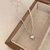 Broken Silver Love Pearl Necklace Women's Niche High-end Clavicle Chain Fashionable and Versatile New Neck Chain Accessories