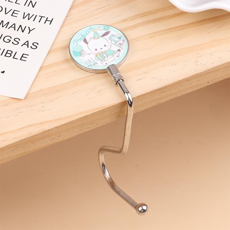 

Kawaii Sanrio Bag Hook Desk Edge Hook Cute Heart Round Hanging Hook Schoolbag Headset Desk Hanger Punch-Free Universal Hooks