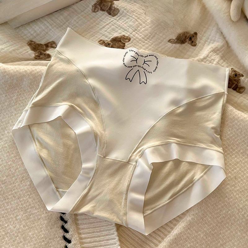 

Ladies Spring and Autumn New Style Bow High Waist Breathable No Trace Briefs XL