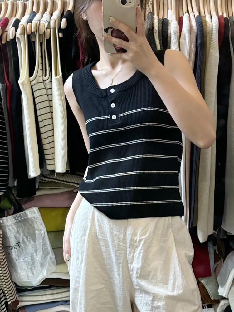 Spring 2026 Women's Color Block Striped Knit Vest - Slimming, Sleeveless, Round Neck Top