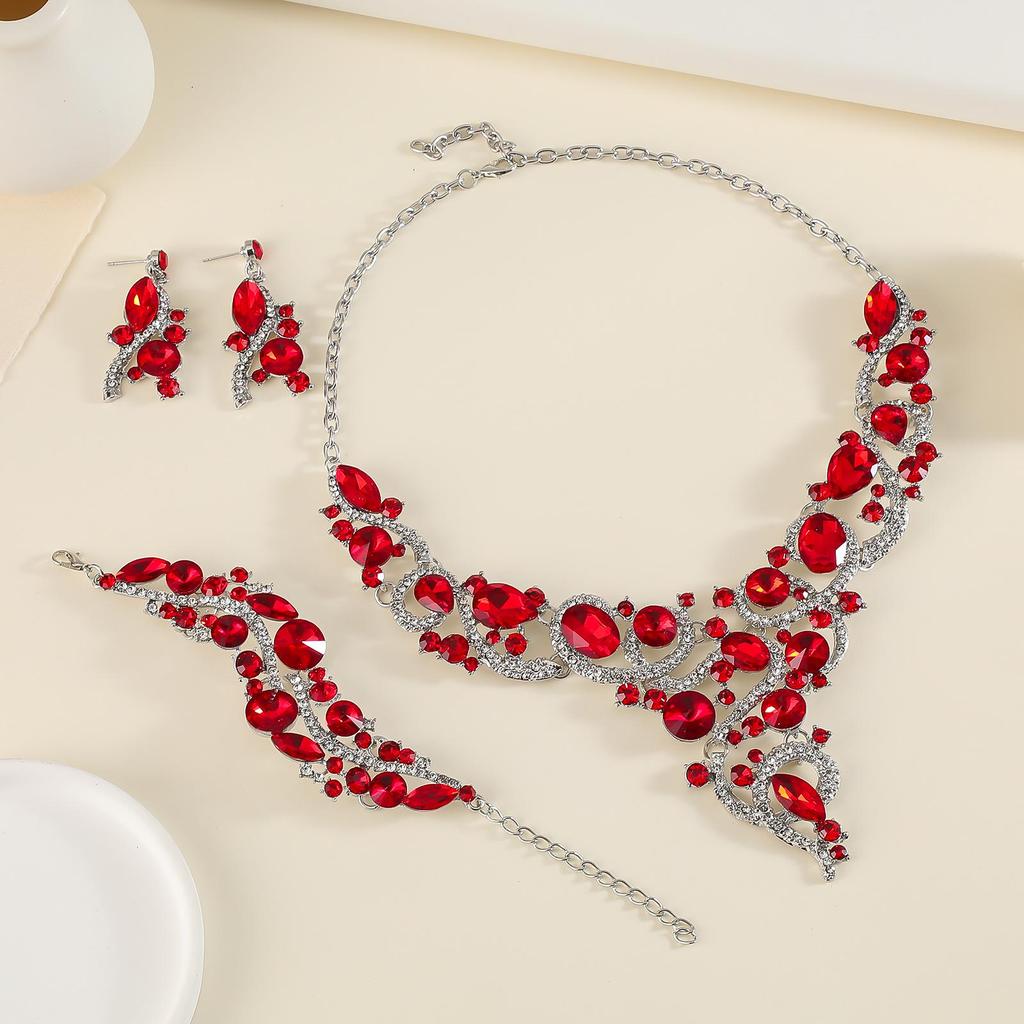 Retro Modeschmuck Set: Elegantes Halsketten-, Ohrring- und Armband-Set für Abendkleider