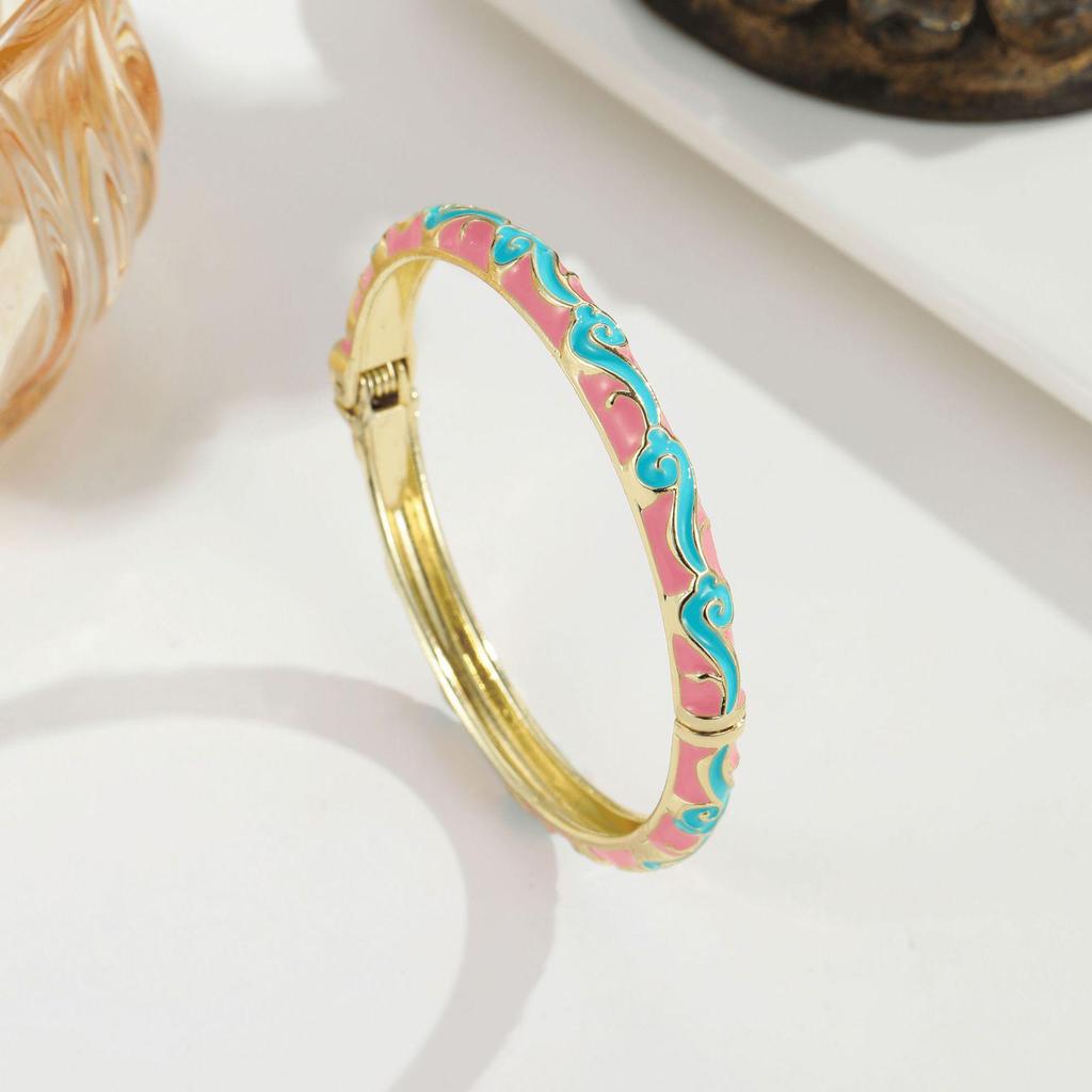 Süßes Tropföl-Armband aus Cloisonné-Emaille: Bunter Retro-Palaststil mit Glückswolken-Design