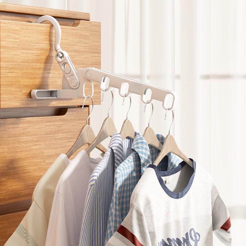 OLOMM Foldable Travel Clothes Hanger