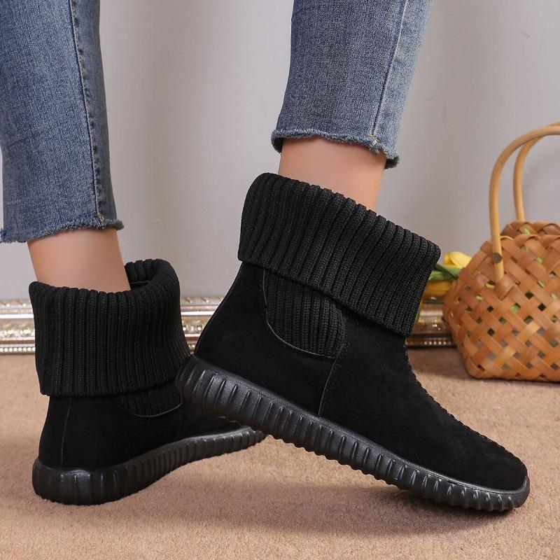 Women's Large Size Winter Flat Round Toe Knitted Cuff Short Snow Boots.