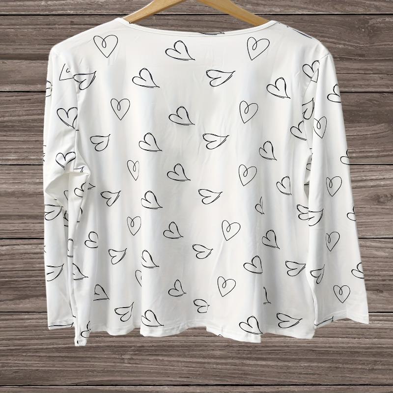 Plus Size Women's Elegant Valentine's Day Long Sleeve Zip Tee with Heart Graphic Ideal for Casual Wear in Spring and Fall
