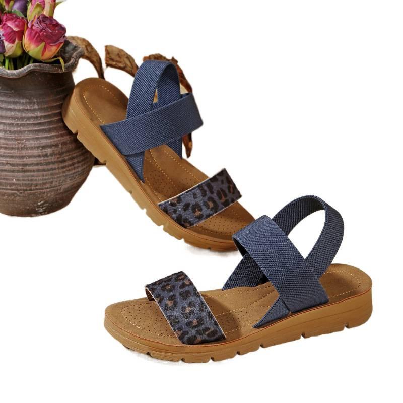Large size lightweight and comfortable soft-soled sports sandals women's casual wear-resistant and non-slip flat sandals