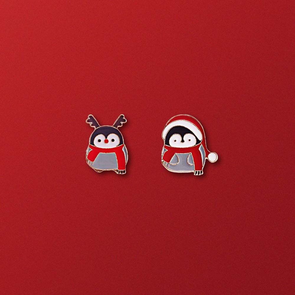 Male Korean Style Badge Christmas Penguin Brooches Lovers Fashion Jewelry Women Clavicle Chain