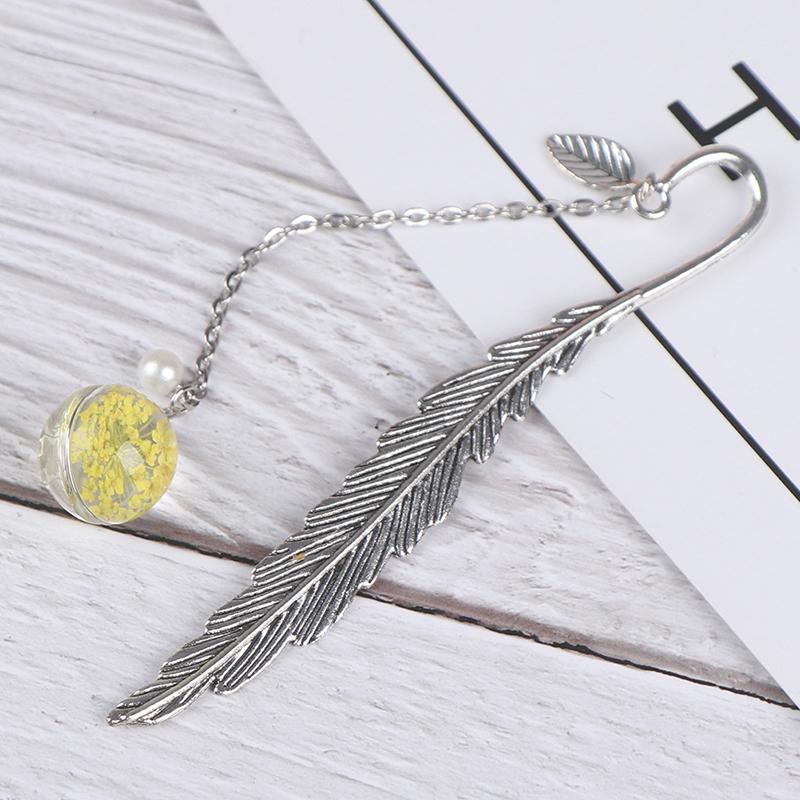 Flower Specimens Bookmark Pendant Metal Book Mark School Office Supply