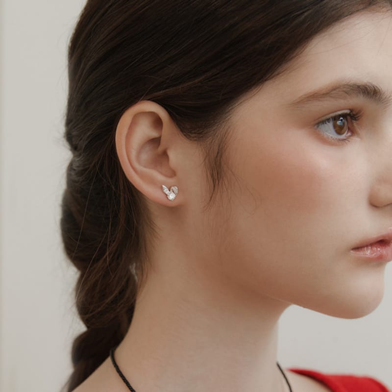 TATIANA (925 Silver) Wink Bunny Earrings EC3135