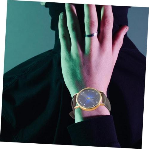 LIFKOME Watch, Lightweight Design, Exquisite Dial, Arabic Character Display, Casual Watch for Adults, Perfect for Wrist, Starry Sky Dial Watch, Suitab