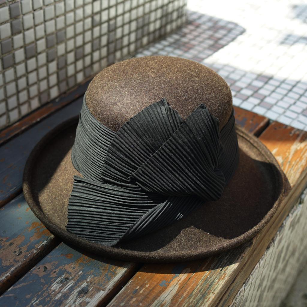 French Elegant Retro Brown Beige Woolen Flanged Crimped Basin Hat Women'S Autumn And Winter British Japanese Felt Top Hat