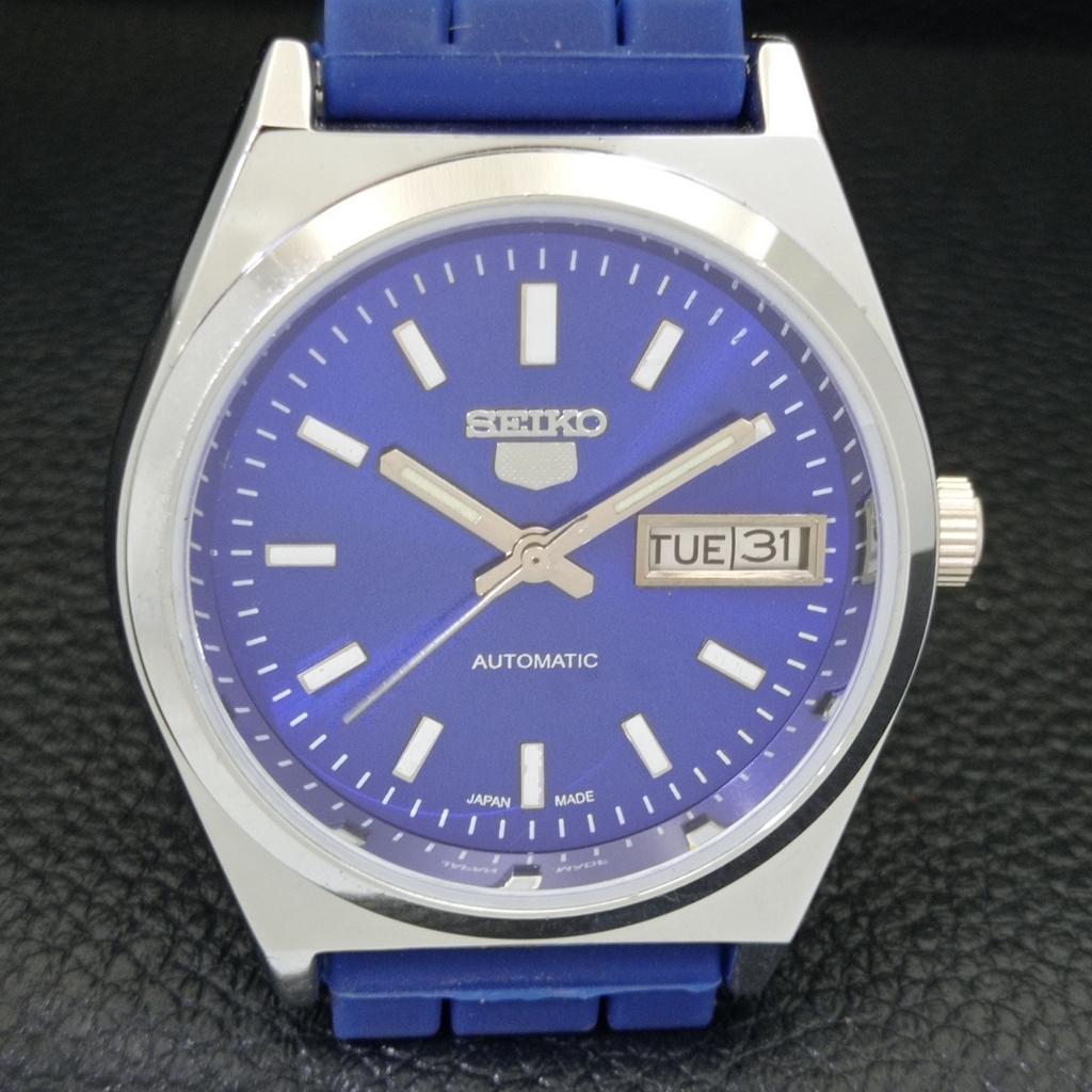 AUTOMATIC VINTAGE SEIKO 5 REFURBISHED JAPAN MENS BLUE COLOR DIAL WATCH a440660-4 Sk-a440660