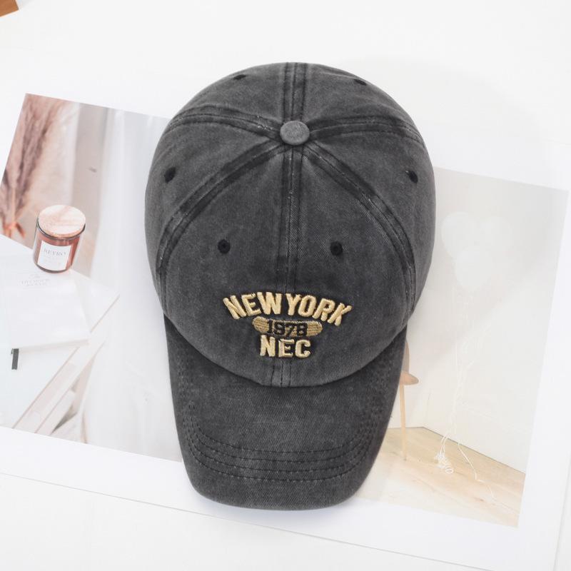 Vintage Adjustable Unisex Vintage Cap for Outdoor Hiking and Mountaineering