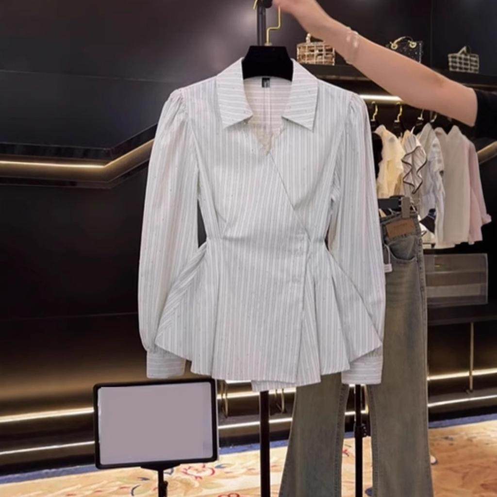 Dames Polo Kraag Lange Mouw Onregelmatige Pasvorm Gestreept Blouse Casual Knopen Voorkant Top