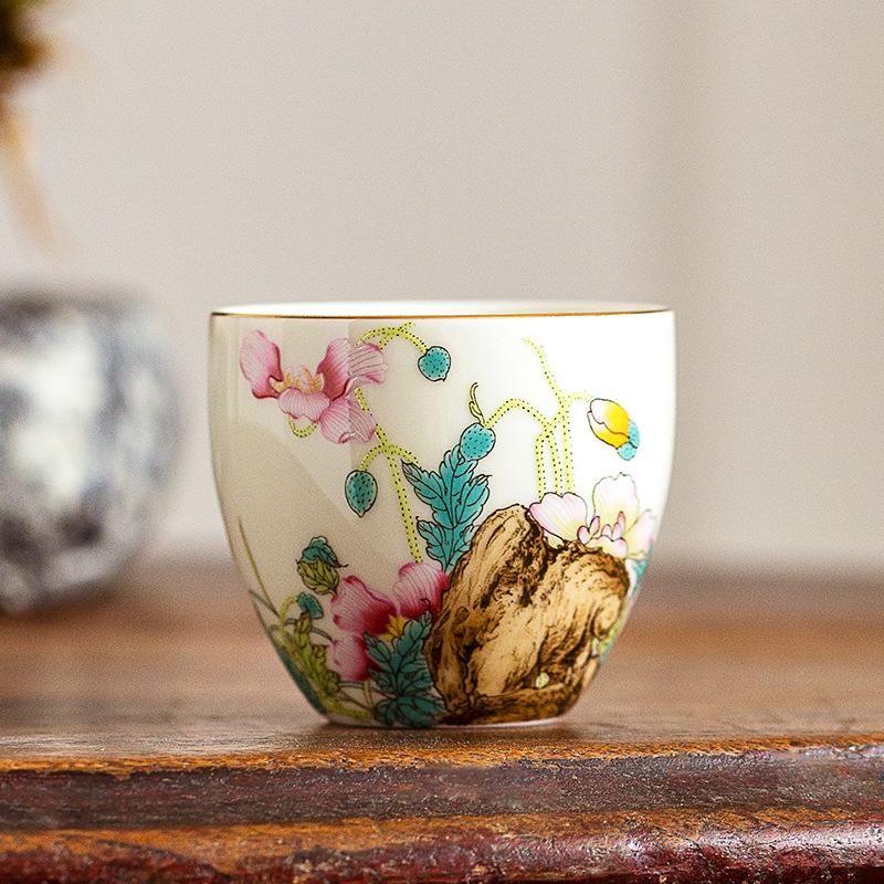 Luxuriöse Keramik-Teetassen Blumenhandwerk Kung Fu Tee-Sets Einfache Heimdekoration Ornamente Kaffeetischdekoration Tassen