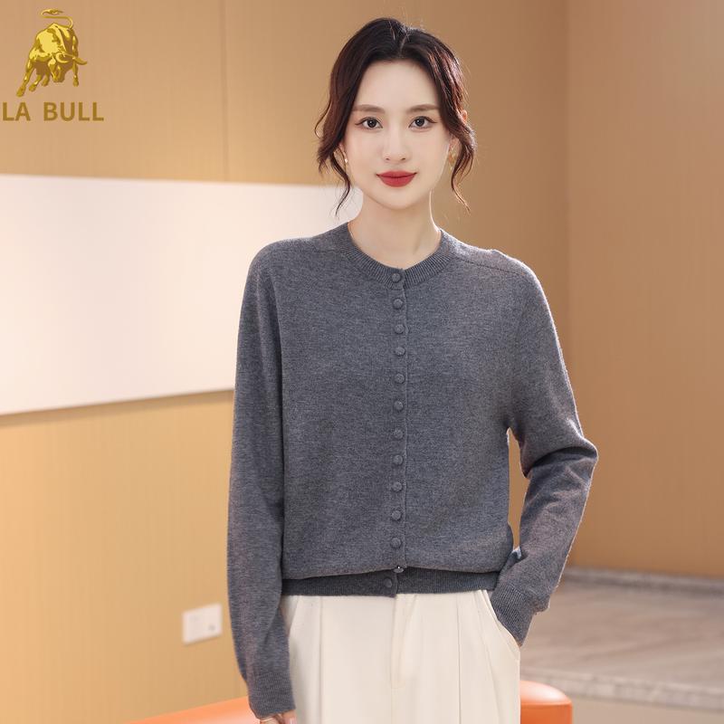 

LA BULL Women s Round Neck Knit Cardigan M
