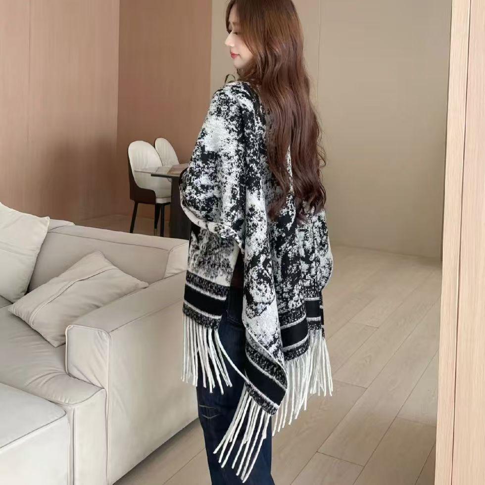 Korean Style Plaid Shawl Coat - Women's Spring/Autumn Cashmere-Feel Tassel Cloak