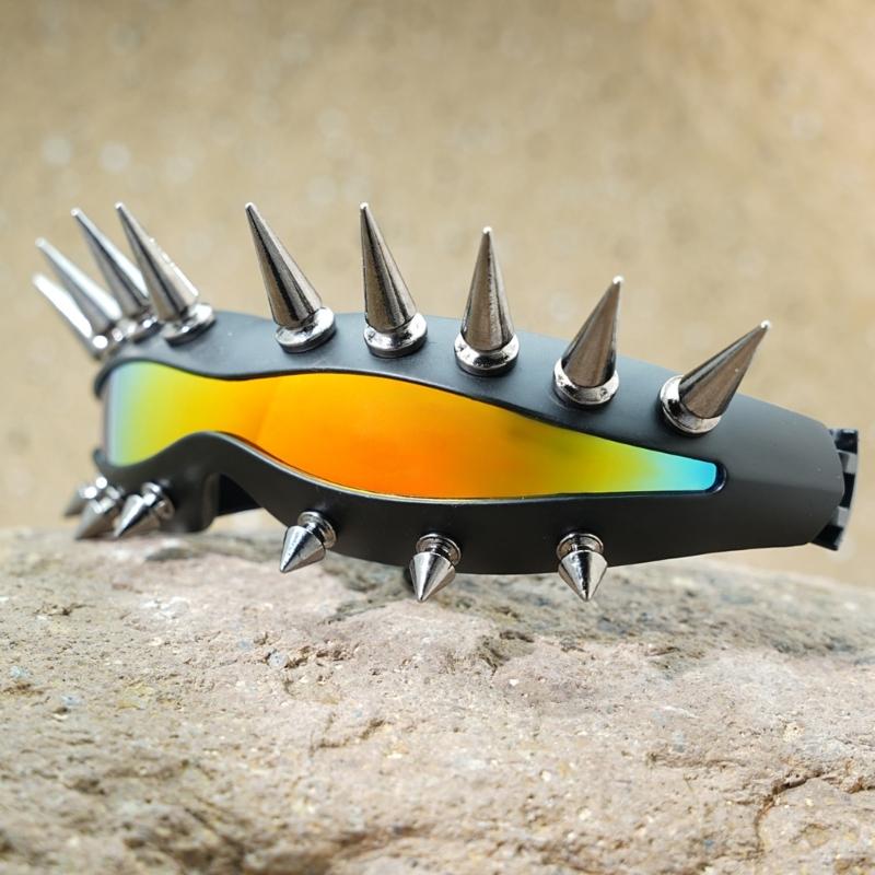 Popular Rivet Studded Sunglasses Cool Eyewears 2000s Design EyeGlasses For Night Event Gathering And Fashion Enthusiasts