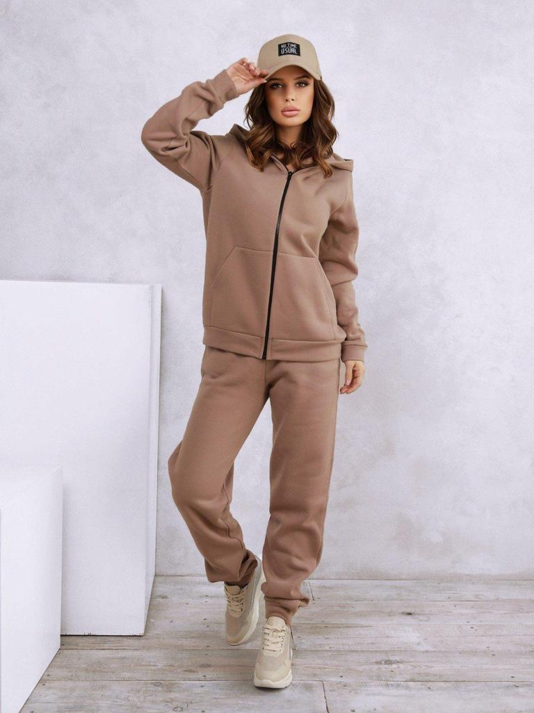 Varmdräkt från ISSA Plus-stridsserien