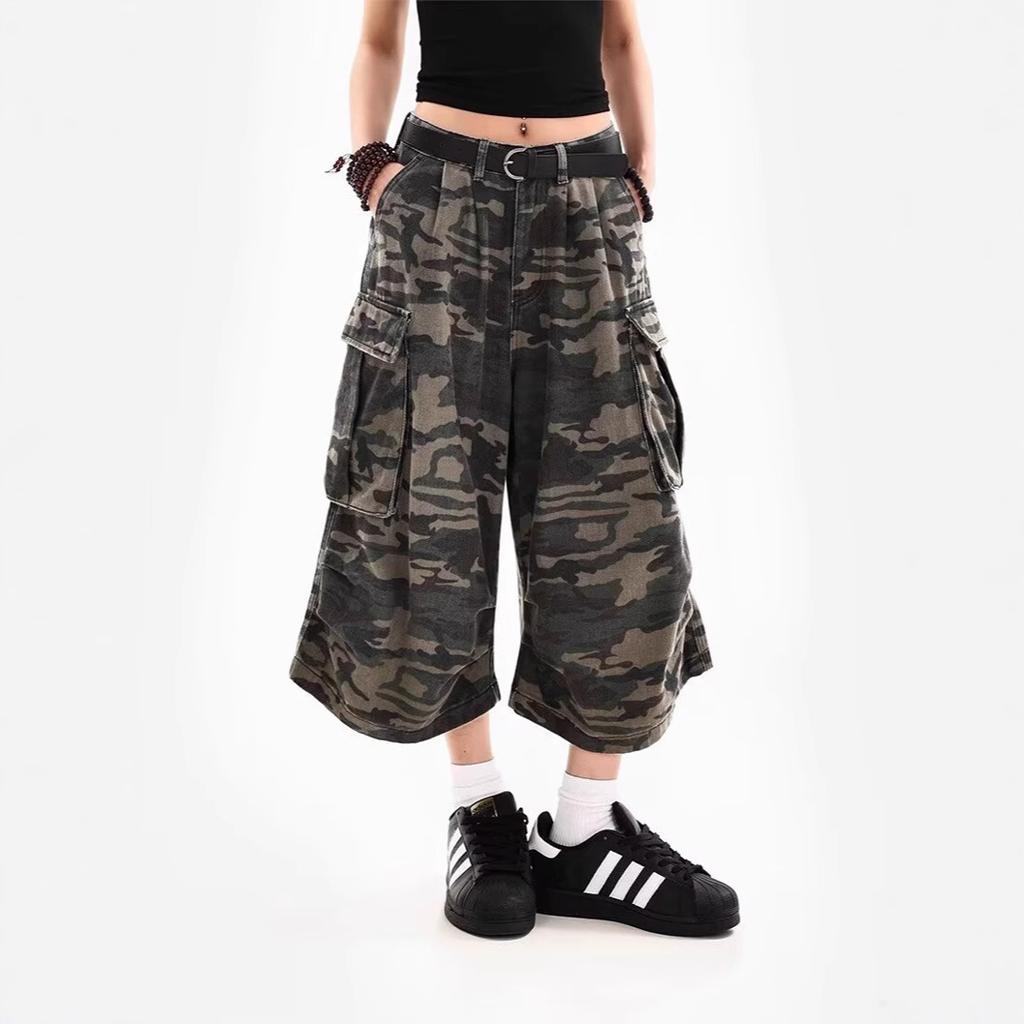 JYL Unisex Camo Jeans Summer Cropped Loose Neutral Style Cargo Denim Pants