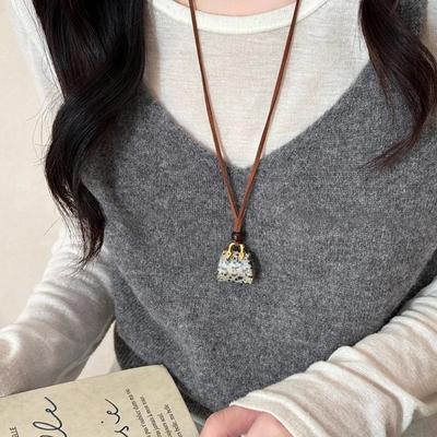 Creative Alloy Bag Necklace Adjustable Luxury Bag Design Pendant Fashion Brown Leather Rope Sweater Necklace Women