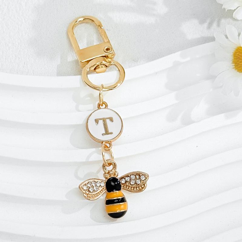 New Metal Bee Alphabet Keychain Fashion A-Z 26 Letters Keyring Charms Bag Pendant Jewelry Gift Accessories