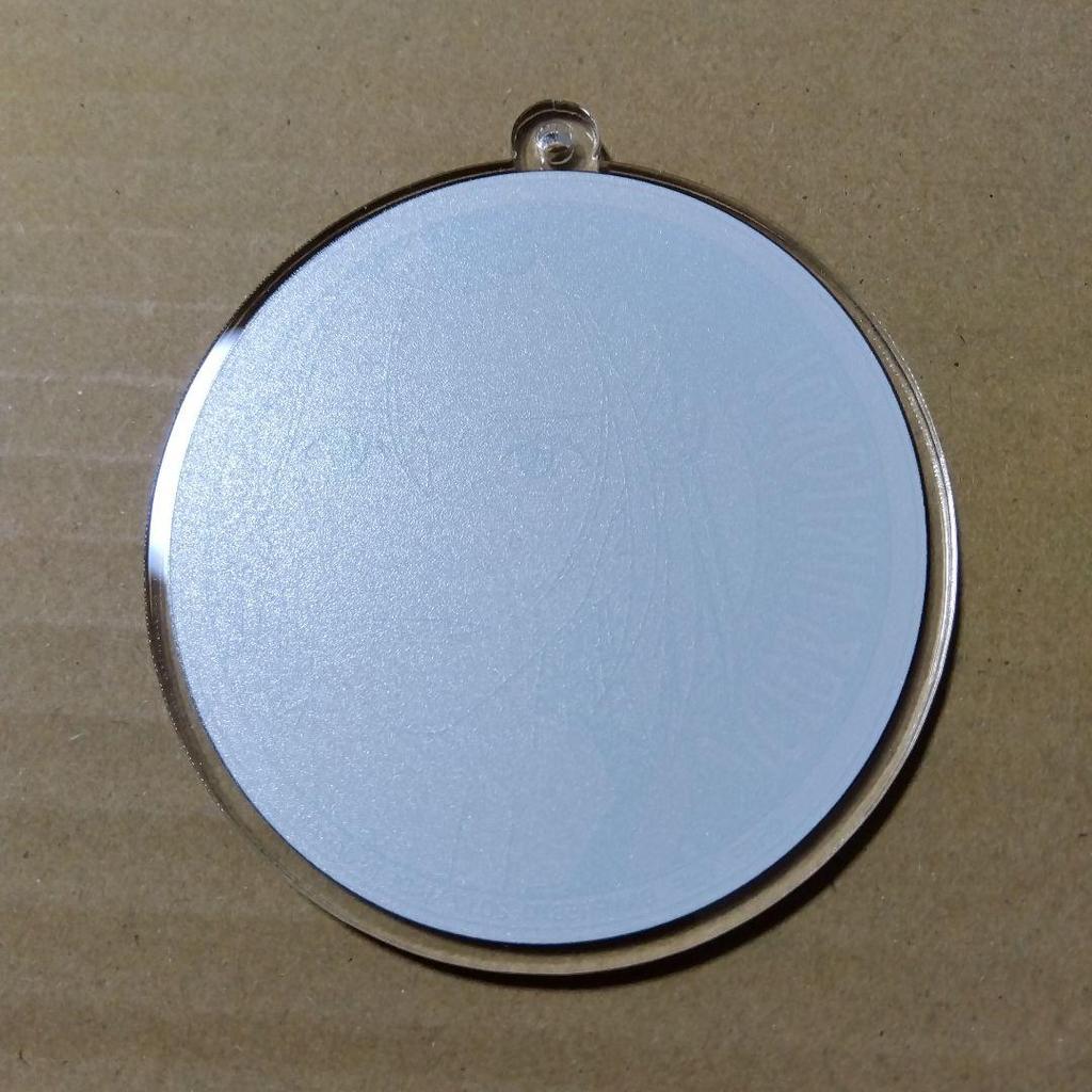 [USED] Yuri!!! On Ice Victor Childhood Prize Acrylic Keychain