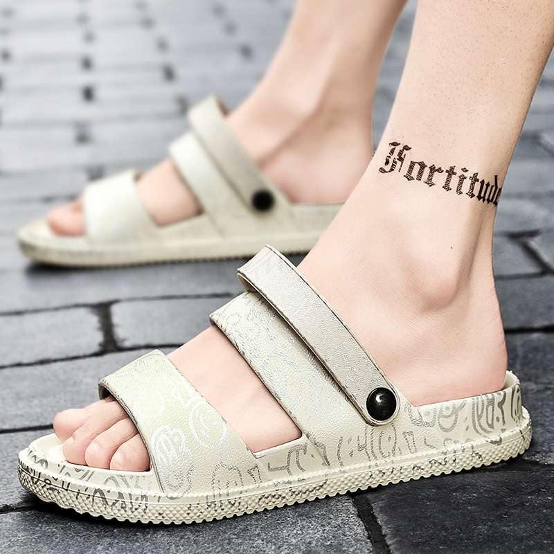 Slippers Men's Summer Wear Non-slip and Deodorant Dual-purpose Driving Sandals Men's Stepping On Shit Soft-soled Wear-resistant Sandals Men