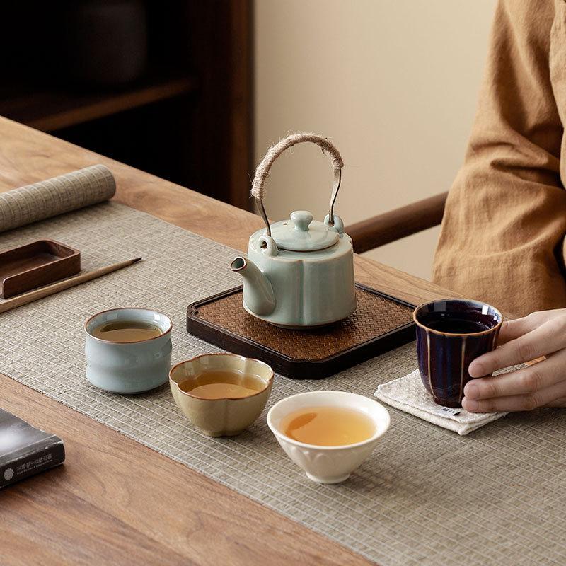 Chinese Palace Museum Cultural and Creative Teapot, Teacup Gift Set, Tea Set, Handheld Gift, New Year's Gift