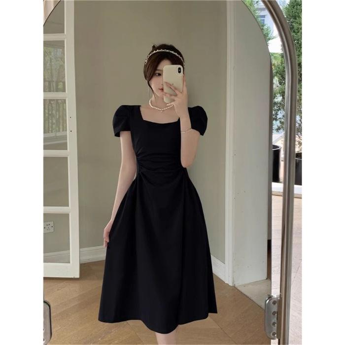 Summer Korean version of temperament pleated bubble sleeves square neck dress women's fashion French waist and thin A word medium and long dress