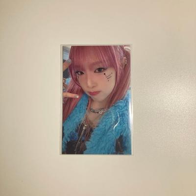 Used YENA DNA Photocard