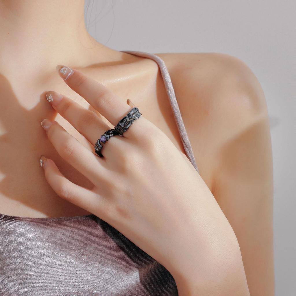 Dark Wind Niche Design High-End Purple Diamond Zircon Retro Couple Ring Index Finger Fashion Personalized Texture Ring