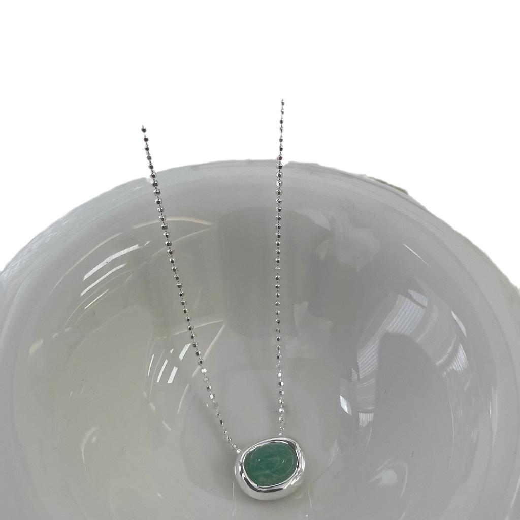 ANENJERY Geometrische Halskette mit ovalem Steinanhänger für Frauen, schlicht, modisch, hochwertig, leicht, luxuriös, vielseitig, personalisierte Schlüsselbeinkette, Schmuckgeschenk