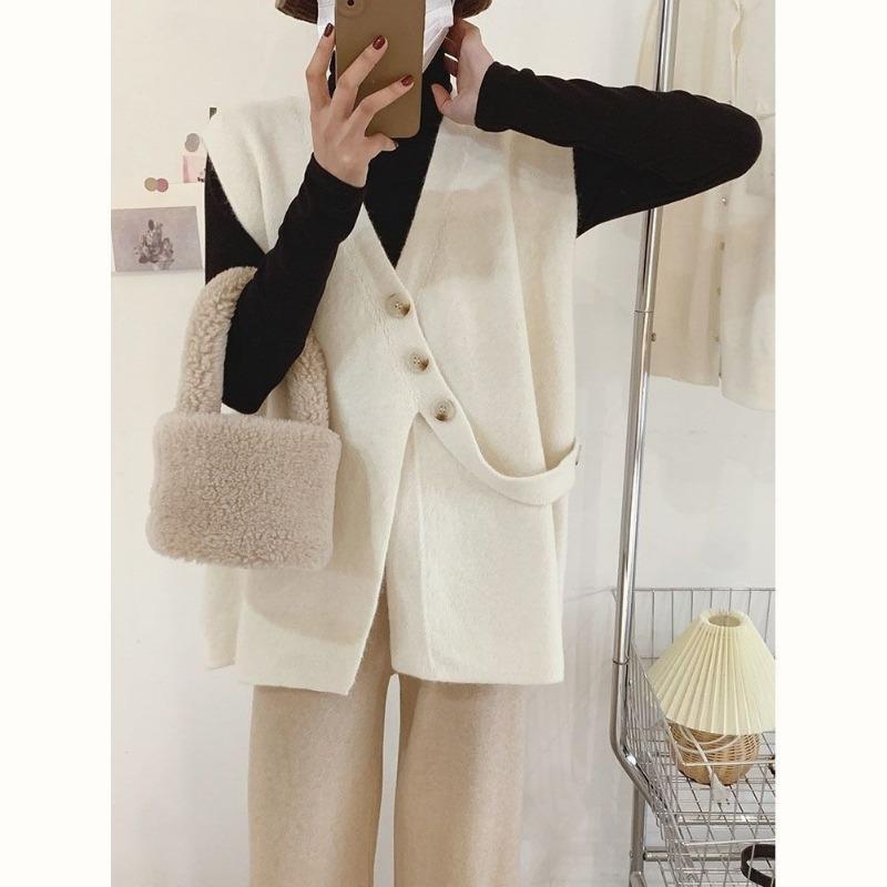 Design Oblique Button V-neck Knitted Vest Cardigan Women's Korean Version Loose Lazy Sleeveless Sweater Vest Outer Wear Vest Woman