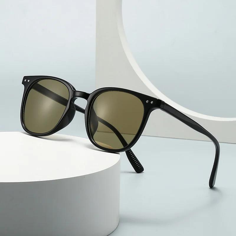  New Fashion Square Sunglasses Women Shades UV400 Retro Gradient Men Black Yellow Rivets Sun Glasses