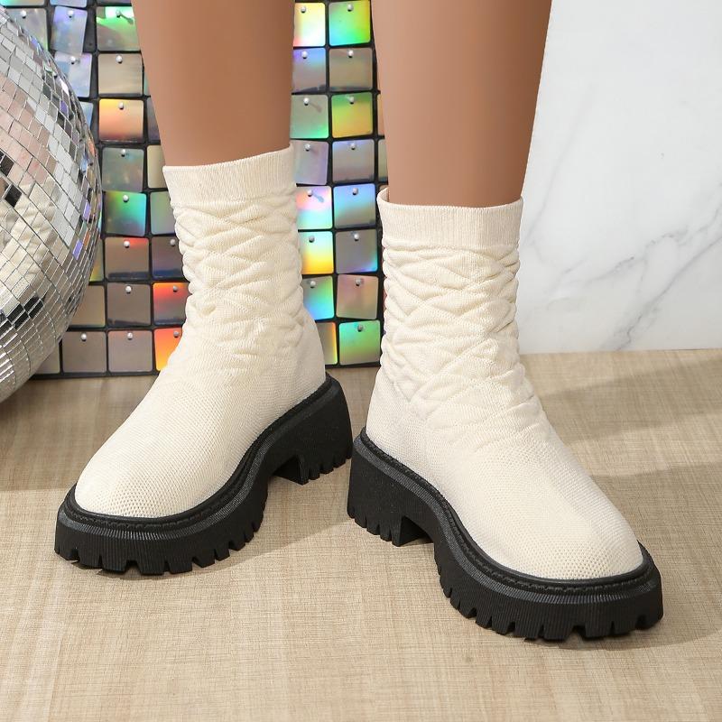 Large size fashion boots women's autumn and winter new elastic fly-woven thick-soled socks boots casual versatile Martin boots