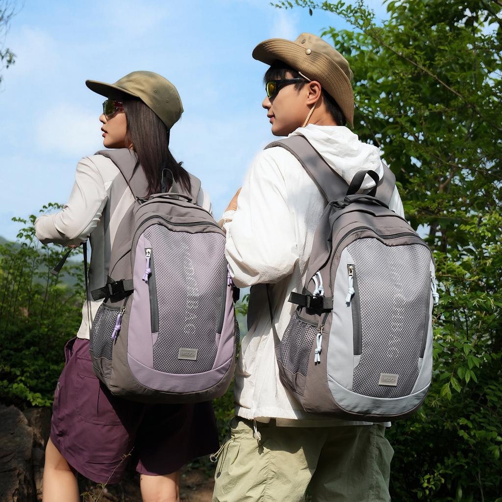 Schoolbag Simple backpack for men and women Korean version Middle school student schoolbag Large capacity travel backpack College style computer bag 