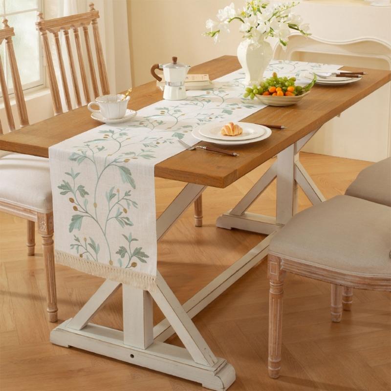 Soft Polyester Table Runner for Dining Table Decoration Natural Feel Easy Cleaning Sturdy Home Accent