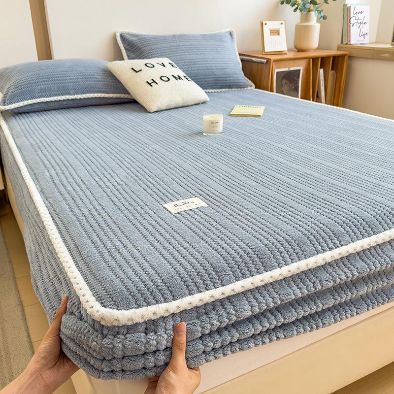 Class A Jacquard Milk Velvet Fitted Sheet and Mattress Protector Set