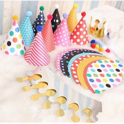 Chapeaux pour Animaux Chapeaux de Fête d'Anniversaire à Pois Ensemble de Chapeaux d'Anniversaire Colorés en Papier Fait Main DIY avec Pompons Chapeaux Cônes de Fête Cadeaux Garçon Fille